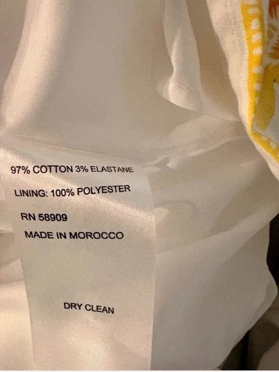 Antonio Melani × Style by Simkins Hannah Poplin V-Neck Sleevelesss 8
NWT $229 - Picture 7 of 7